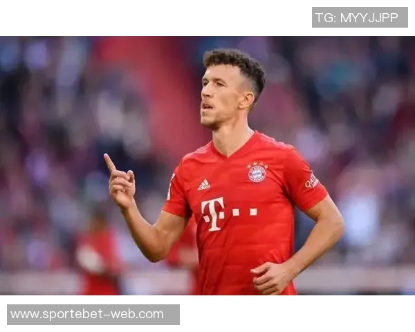 墨菲半场表现平平仅得9分3板5助三分球命中率低迷影响球队效率