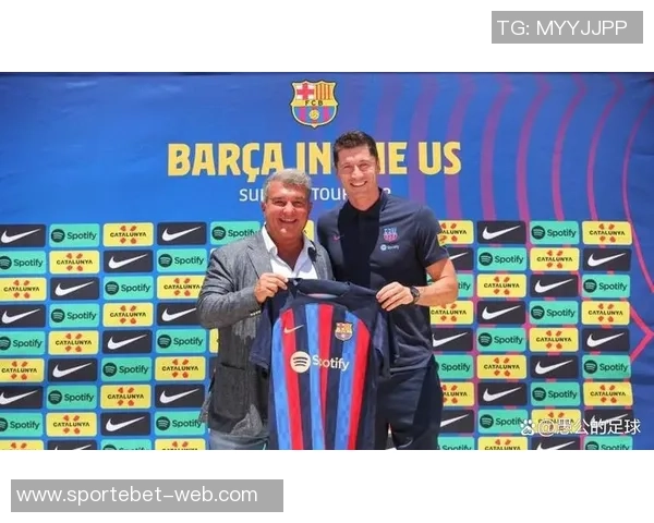 巴萨连败后调整策略分析伤员回归与冬窗引援前景探讨